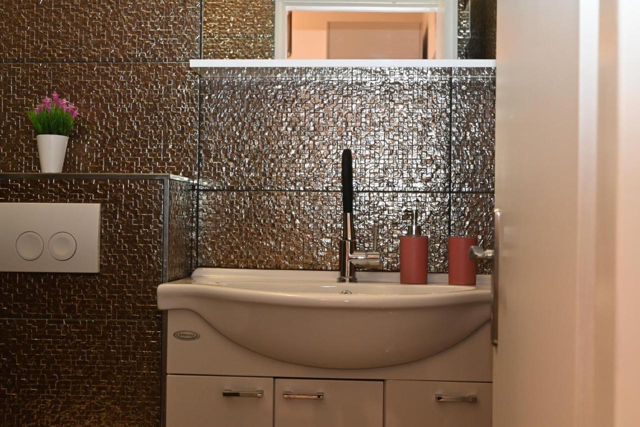 Apartman Dominovic Omiš Екстериор снимка