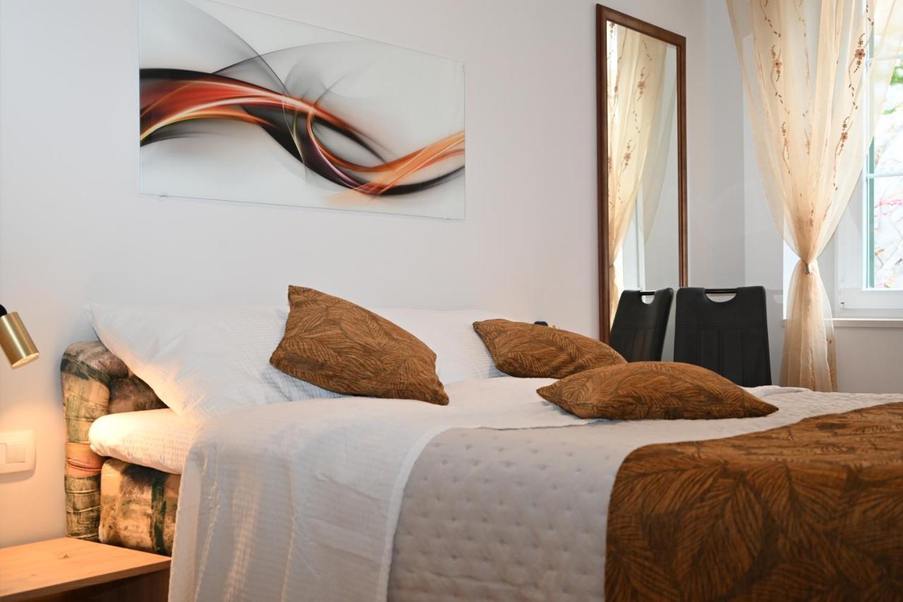 Apartman Dominovic Omiš Екстериор снимка