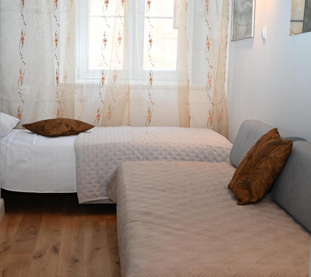 Apartman Dominovic Omiš Екстериор снимка